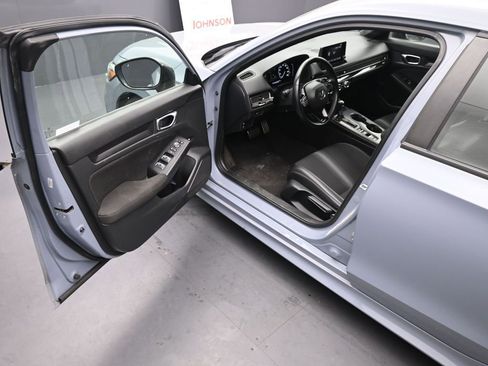 Used 2023 Honda Civic Sport image 16