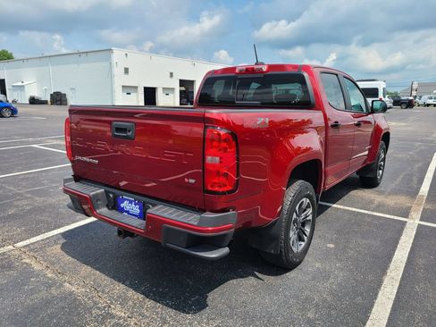 Used 2021 Chevrolet Colorado Z71 AWD/4WD image 7