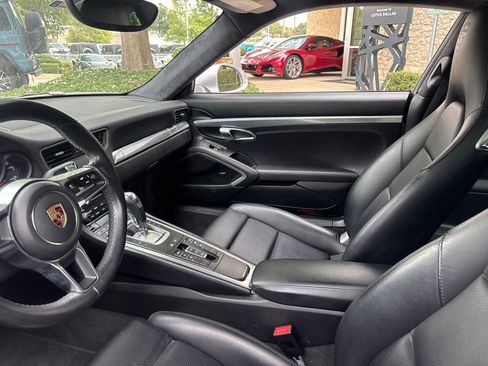 Used 2017 Porsche 911 Carrera S RWD image 5