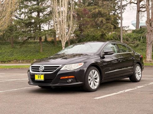 Used 2010 Volkswagen CC Sport FWD image 1
