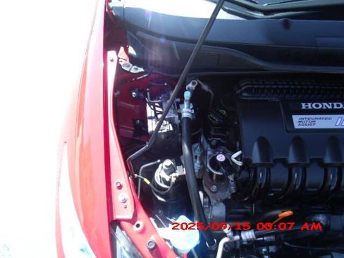 Used 2014 Honda Insight EX image 6