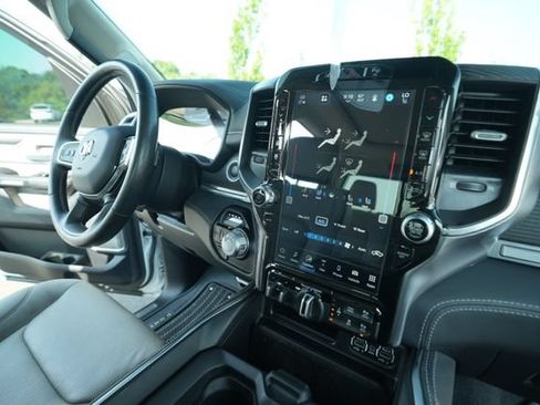 Used 2024 RAM 1500 Limited AWD/4WD image 39