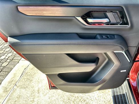 New 2026 GMC Yukon Denali w/ Sun & Power Step Package image 15