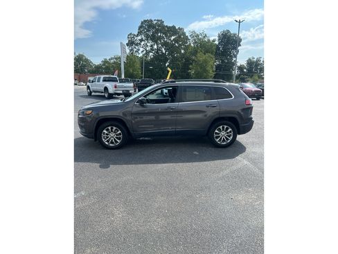 Used 2022 Jeep Cherokee Latitude Lux w/ Sun & Sound Group AWD/4WD image 5