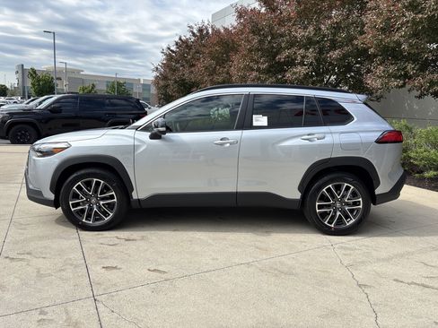 New 2026 Toyota Corolla Cross XLE AWD/4WD image 9