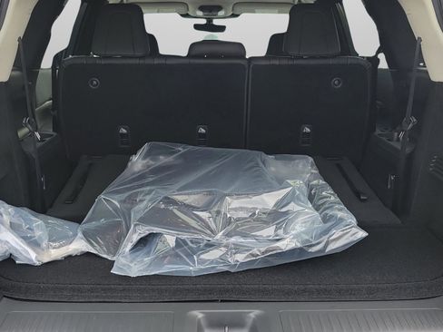 Certified 2026 INFINITI QX60 Luxe w/ Cargo Package image 7