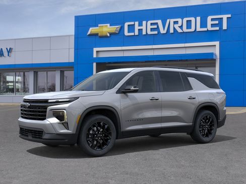 New 2026 Chevrolet Traverse LT AWD/4WD image 2