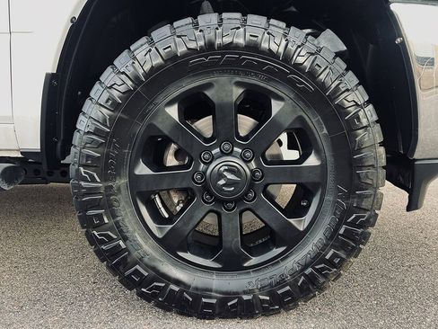 Used 2023 RAM 2500 Tradesman w/ Chrome Appearance Group image 19