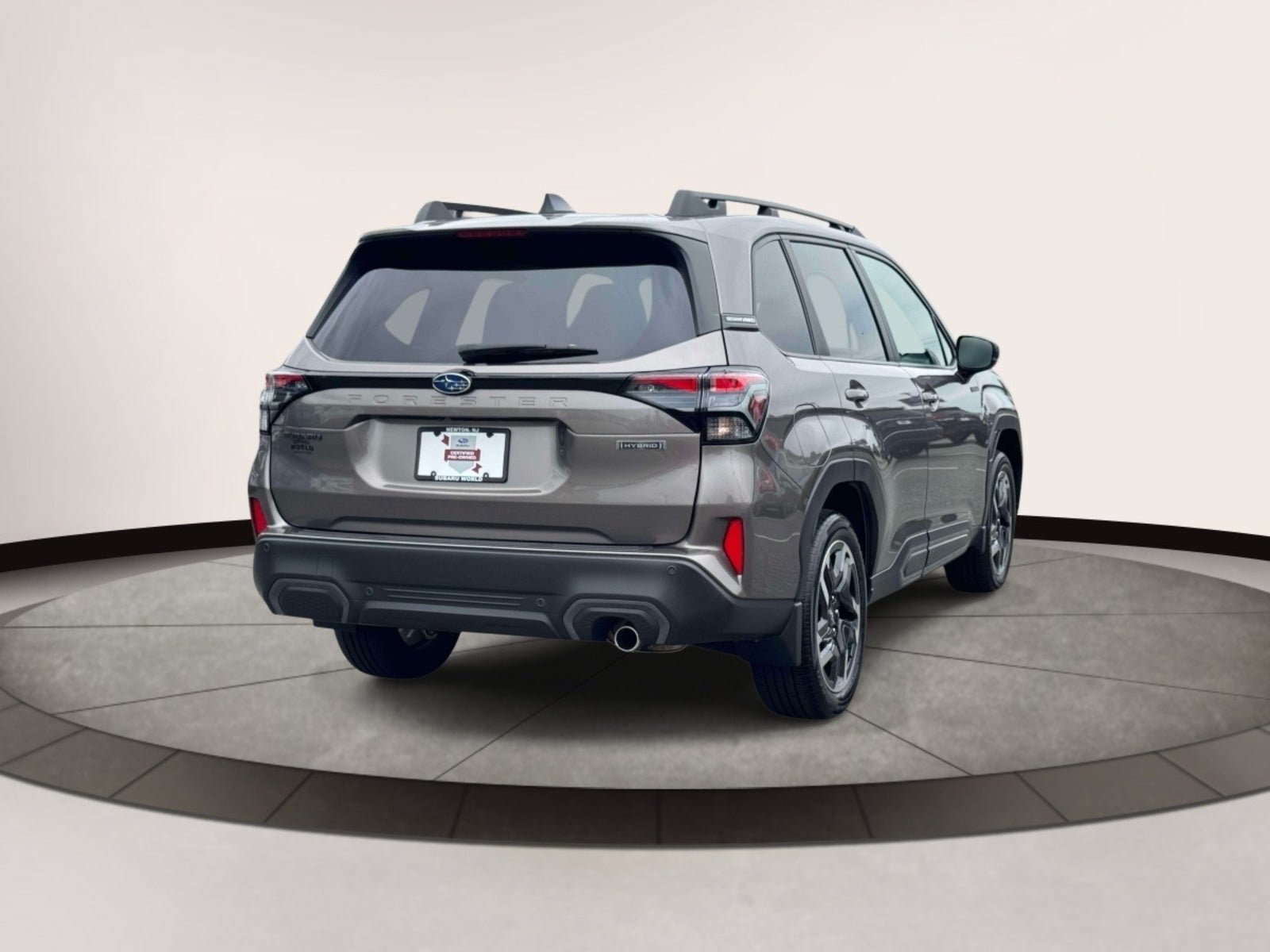 Certified 2025 Subaru Forester Limited AWD/4WD image 4
