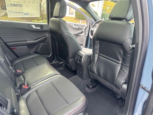 New 2026 Ford Escape ST-Line w/ Tech Pack #1 AWD/4WD image 38