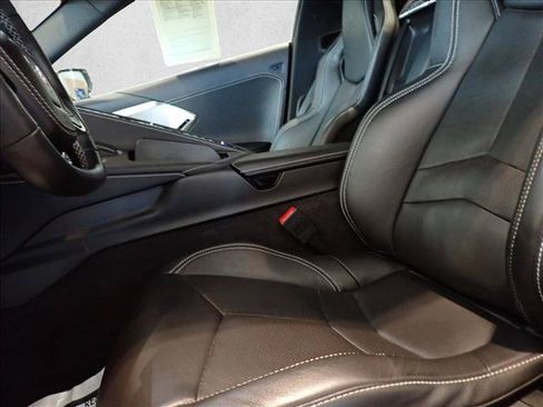 Used 2025 Chevrolet Corvette Stingray Preferred Conv w/ 2LT RWD image 9
