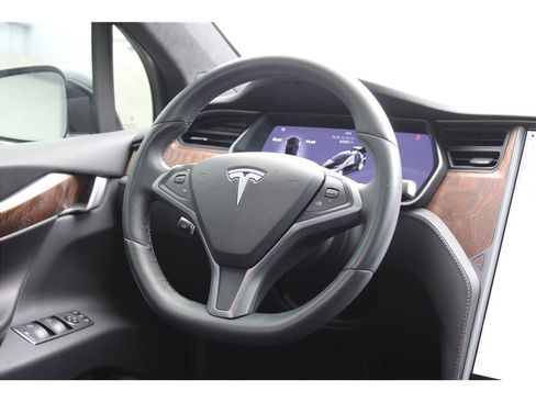 Used 2018 Tesla Model X 100D AWD/4WD image 19