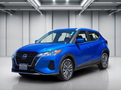 Used 2024 Nissan Kicks SV FWD image 8