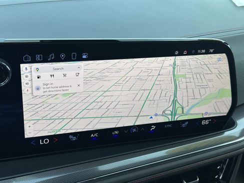 Used 2025 Chevrolet Suburban RST image 13