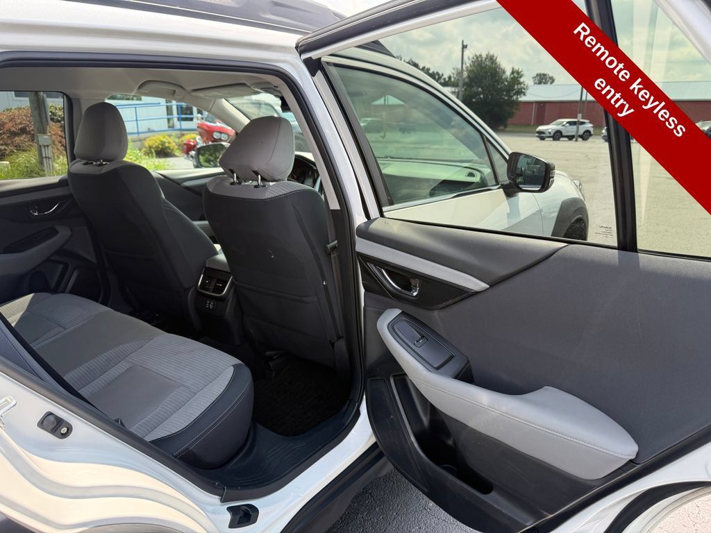 Used 2024 Subaru Outback Premium AWD/4WD image 34