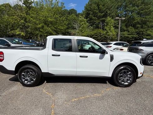 New 2025 Ford Maverick XLT w/ XLT Luxury Package image 17