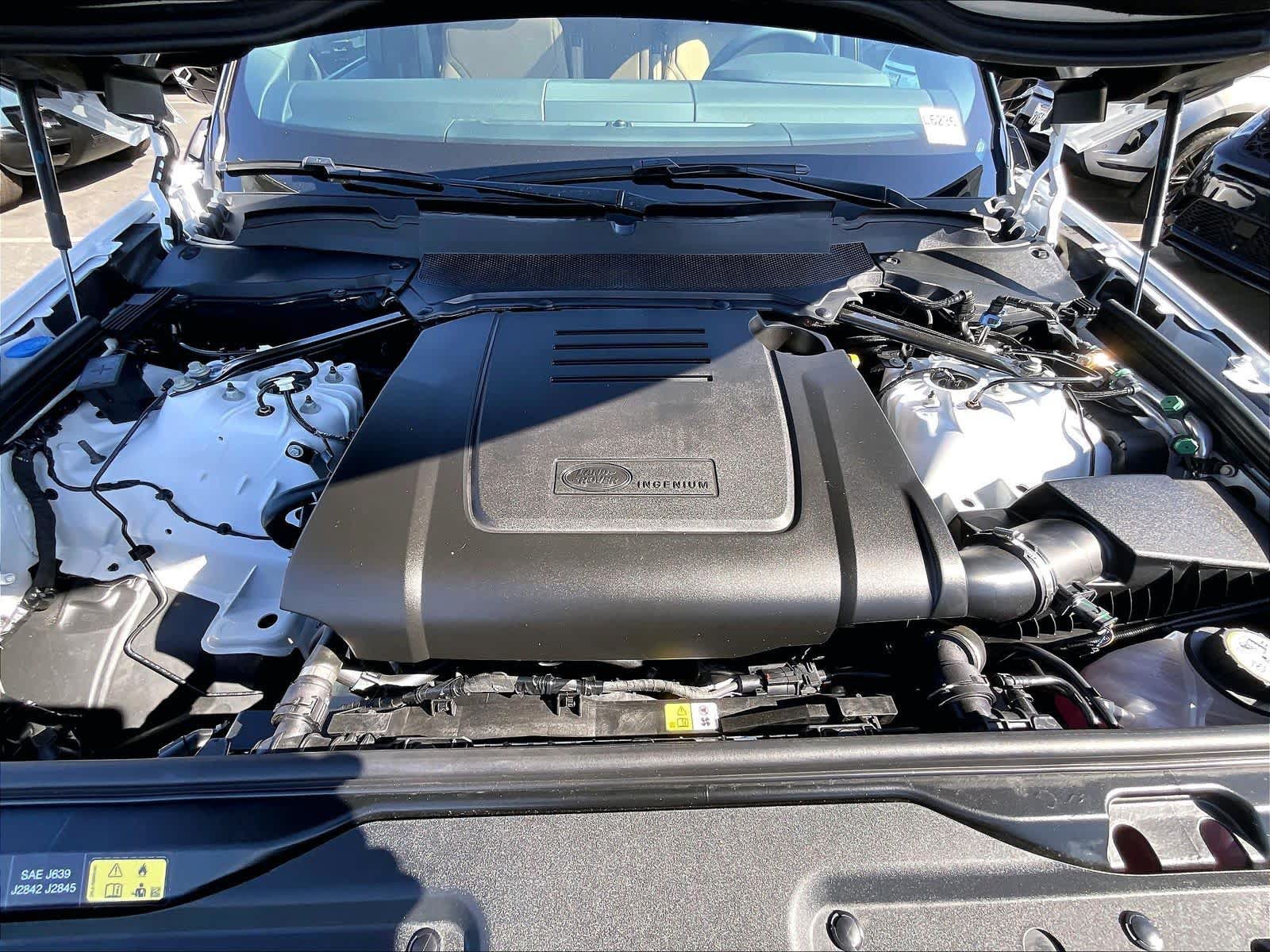 New 2026 Land Rover Discovery Dynamic SE AWD/4WD image 13