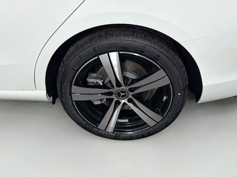 New 2026 Mercedes-Benz C 300 4MATIC Sedan image 32