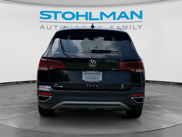 Certified 2024 Volkswagen Taos SE w/ Panoramic Sunroof Package FWD image 6