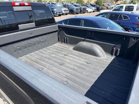 Used 2019 GMC Sierra 2500 Denali w/ Duramax Plus Package AWD/4WD image 14