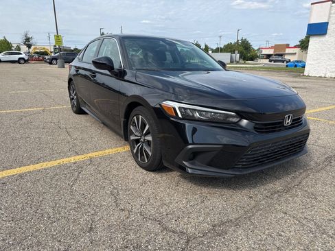 Used 2024 Honda Civic EX image 14
