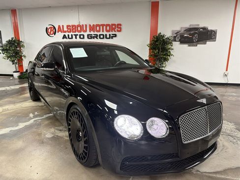Used 2015 Bentley Flying Spur V8 image 1