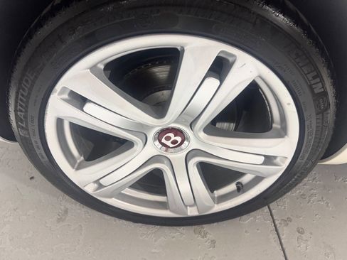 Used 2013 Bentley Continental GT image 46