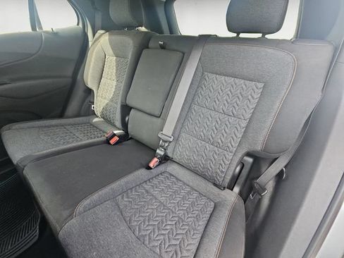 Used 2023 Chevrolet Equinox LT AWD/4WD image 13
