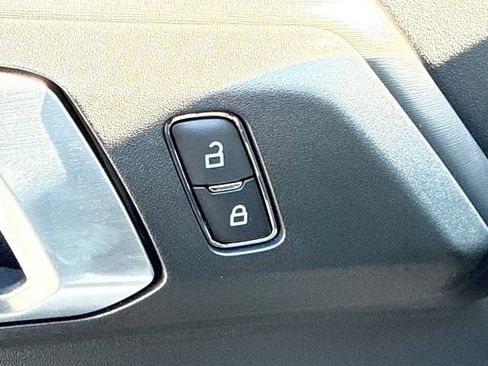 New 2025 Ford Bronco Outer Banks image 22