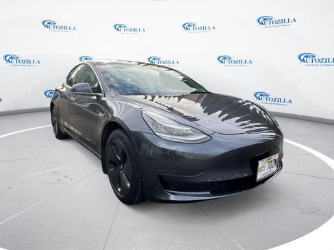 Used 2020 Tesla Model 3 Standard Range image 7