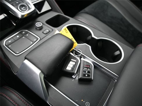 Used 2023 Acura MDX A-Spec image 5