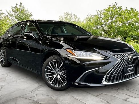 Certified 2024 Lexus ES 250 w/ Premium Package AWD/4WD image 1