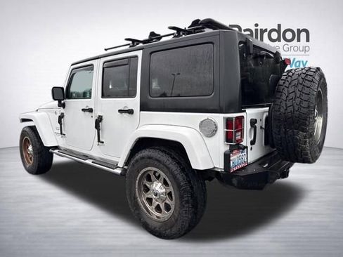 Used 2016 Jeep Wrangler Unlimited Sahara w/ Mopar Chrome Edition Group AWD/4WD image 5