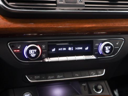 Certified 2023 Audi Q5 2.0T Premium w/ Convenience Package image 17