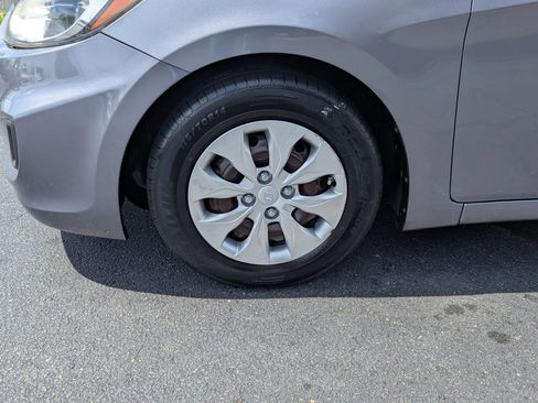 Used 2016 Hyundai Accent SE FWD image 22