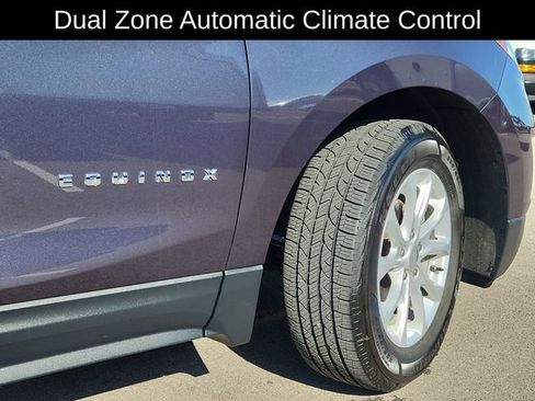 Used 2018 Chevrolet Equinox LT image 18