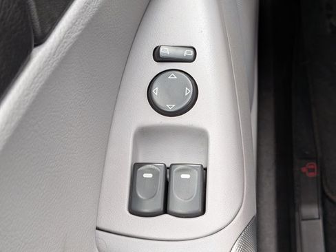 Used 2005 Chevrolet Corvette Convertible w/ Preferred Equipment Group image 17