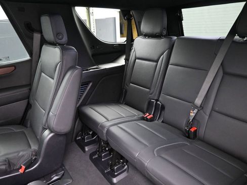 Used 2025 GMC Yukon Denali image 22