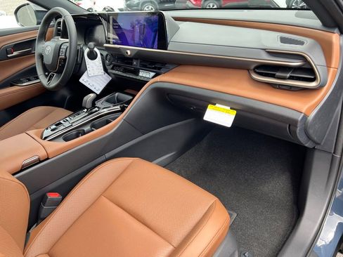 New 2026 Toyota Crown Signia image 19