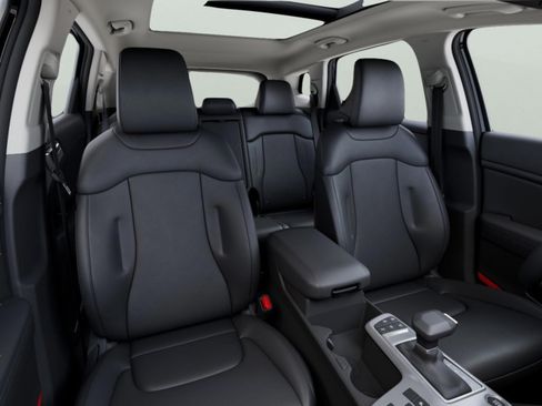 New 2026 Kia Sportage EX FWD image 11
