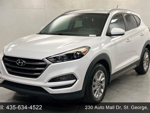 Used 2016 Hyundai Tucson SE w/ Option Group 02 FWD image 1