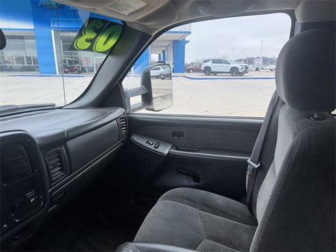 Used 2003 Chevrolet Silverado 2500 LS image 22