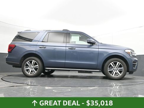 Used 2023 Ford Expedition Limited image 59