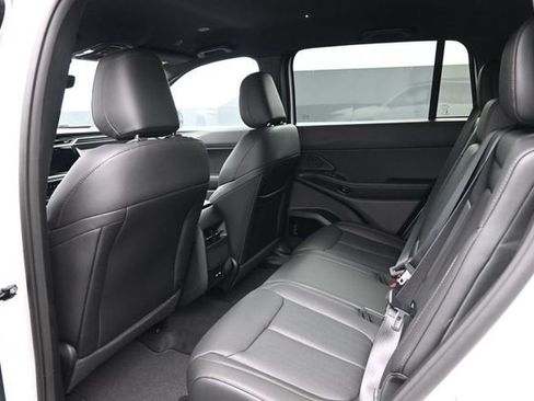 New 2026 Jeep Cherokee Limited AWD/4WD image 23