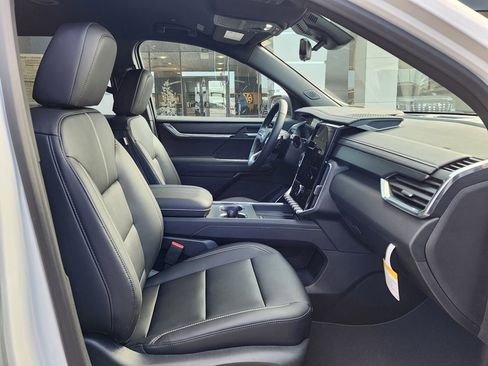 New 2026 GMC Acadia Elevation w/ Black Edition image 40