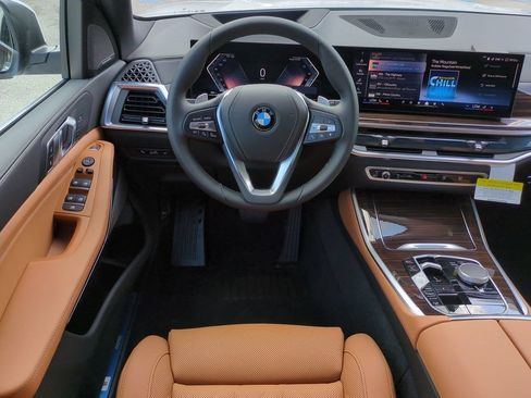 New 2026 BMW X5 xDrive40i w/ Premium Package AWD/4WD image 16