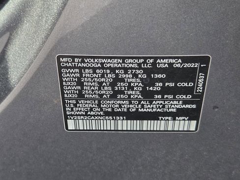 Used 2022 Volkswagen Atlas SEL R-Line image 36