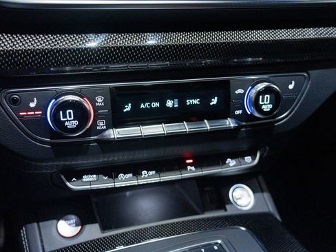 Used 2020 Audi SQ5 Premium Plus w/ Premium Plus Package AWD/4WD image 48