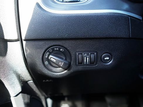 Used 2019 Dodge Charger R/T image 28