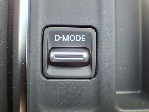 New 2026 Nissan Pathfinder Platinum w/ Cargo Package FWD image 22
